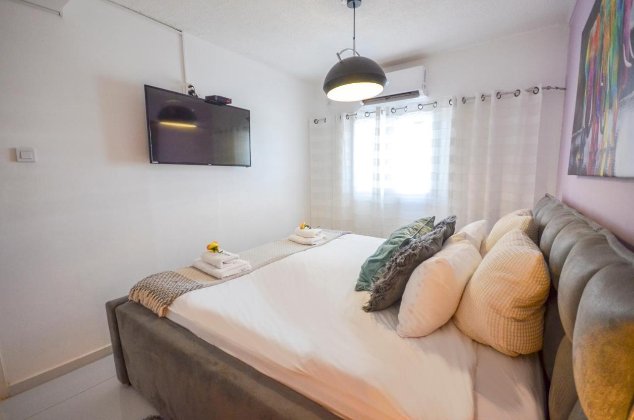 Yalarent Sunny 3Br Apt Eilat Bagian luar foto